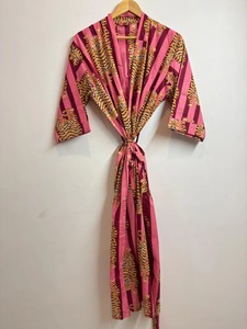 Robe kimono en coton biologique imprimée à la main : Yukata japonaise bohème - Product Image 1