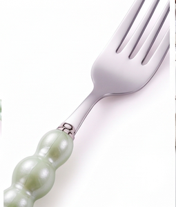 Ensemble de couverts élégants en acier inoxydable avec manches perlées vertes, passe au lave-vaisselle, vaisselle de mariage, couverts 4 pièces - Product Image 2