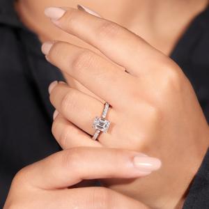 Bague de fiançailles et de mariage tendance en argent 925 plaqué rhodium avec diamants de luxe pour femme - Product Image 2