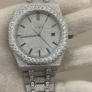 Fournisseur professionnel de montres en diamants cultivés en laboratoire pour hommes et cadeaux, prix d'usine en provenance d'Inde - Product Image 2