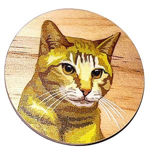 Soporte de Madera Personalizado para Teléfono con Diseño de Gatos, Creaciones Artesanales para Agarre de Teléfono - Product Image 1