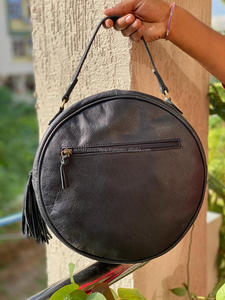 กระเป๋าหนังทรงสลิงสำหรับผู้หญิง,กระเป๋าถือทรงกลมกระเป๋าหนังสะพายไหล่แกะสลักสินค้าขายดี - Product Image 3