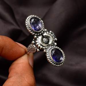 Anillo de Plata de Ley 925 con Amatista Hecha a Mano, Joyería con Gema Púrpura, Anillo de Piedra Púrpura Natural para Mujer, Regalo de Piedra de Nacimiento - Product Image 1