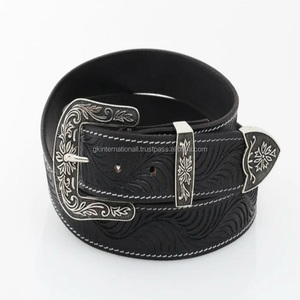 Ceinture de rodéo gaufré sur mesure sculptée à la main ceinture d'outillage en cuir occidental pour hommes avec boucle gravée florale ensemble - Product Image 1