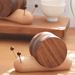 Ensemble de sous-verres en bois en forme d'escargot, faits à la main, style nordique, en bois naturel et résine époxy, décoration de table de REHMAN CRAFT - Product Image 5