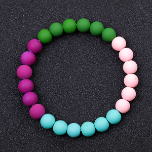 Pulsera de Perlas de Imitación de Silicona, Bonita y Moderna de Hemasa Fashions, con Cuentas Mate de Colores, Elástica, Unisex, para Mujeres y Niñas, para Fiestas - Product Image 4