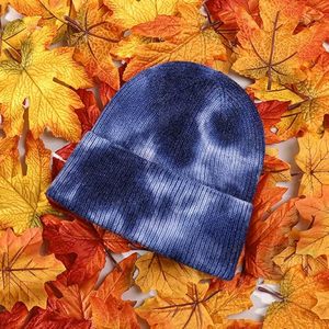 Gorros de punto acrílicos con bordado personalizado, diseño Tie Dye, estilo gorro de esquí con 4 esquinas redondeadas, gorro Tie Dye con diseño de personaje 2026 - Product Image 4