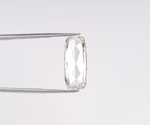 OM GEMS, Diamant solitaire de 3,37 carats, taille coussin allongée, diamant de laboratoire taille rose, pierre de laboratoire pour bague et bijoux personnalisés - Product Image 2