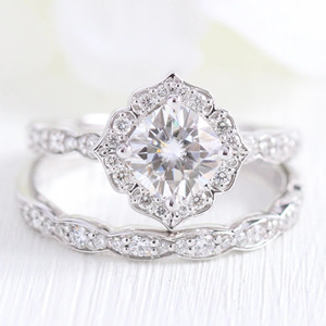 แหวนแต่งงานเพชรทรงกลมแบบ Halo สีโรสโกลด์ - Product Image 3
