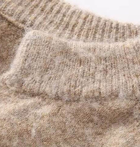 Suéter de Punto STALWART IMPEX para Mujer, Cuello Redondo, Botones, Color Beige Sólido, Manga Larga, Mezcla de Lana Suave, Calidad Premium, Casual - Product Image 6