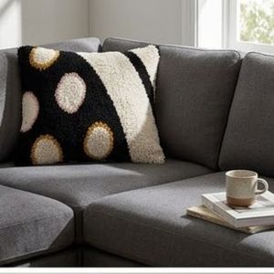 Coussin rectangulaire tufté au meilleur prix avec motif à pois en noir, crème et or, style bohème, coussin décoratif en peluche - Product Image 5