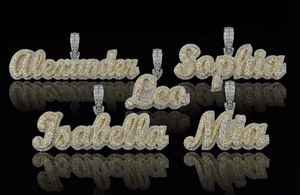 Colgante Personalizado con Nombre de Diamante Moissanite VVS1, Letras Burbuja en Plata 925 con Baño de Oro de 14K y Dijes Personalizados - Product Image 6