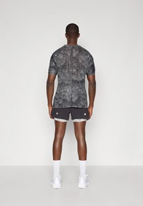 Shorts de sport respirants à double couche avec logo personnalisé, fabricant premium - Product Image 3