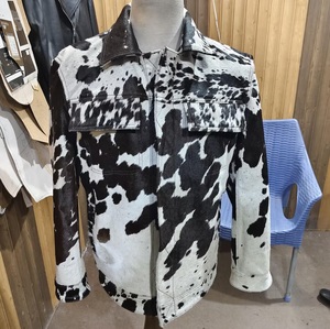 Manteau en cuir à imprimé vache pour femme, style western, épais et chaud, sur mesure, OEM ODM, qualité supérieure - Product Image 1
