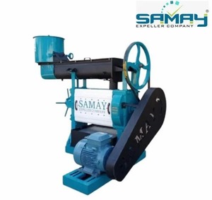 Heavy Duty 7 Bolt Groundnut <b>Oil</b> Expeller 3 Ton Capacity Commercial Peanut Extraction <b>Machine</b> With Long Cooking Kettle - Product Image 1