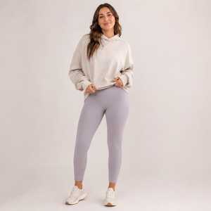 Leggings pour femmes à porter au quotidien avec tissu flexible et coupe confortable et ajustée - Product Image 1