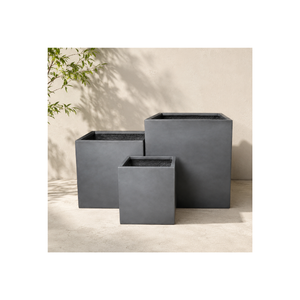 Grand pot carré en fibre de verre pour décoration intérieure et extérieure, pot de fleurs moderne pour jardin, article très demandé pour l'aménagement paysager - Product Image 1