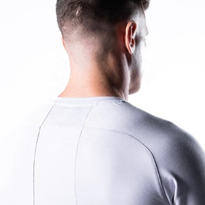 Durable Mens Grey Plain full Sleeve Tee Venta al por mayor a granel de algodón y poliéster Mezcla OEM ODM Logotipo personalizado de etiqueta privada Ropa para hombre - Product Image 4