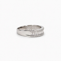 Klassischer Jaura Schmuck 925 Silber Eternity Band Herzring Fassung mit Brillantschliff Kubischem Zirkonia Geometrisches Design Unisex