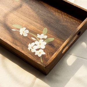 Plateau de service rectangulaire moderne en bois, peint à la main avec motifs floraux, bords lisses, multifonctionnel pour la maison et la restauration - Product Image 5