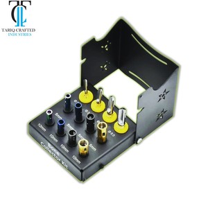 Kit chirurgical d'implantologie avec forets, tournevis et clé à cliquet en acier inoxydable TARIQ CRAFTED INDUSTRIES - Product Image 2