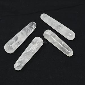 Baguettes de massage européennes sculptées en pierre de cristal naturel de guérison Baguette de massage en agate blanche pour la relaxation et le confort - Product Image 2