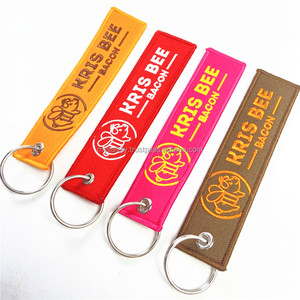 Etiqueta de Equipaje Personalizada con Bordado Personalizado y MOQ Bajo, Etiqueta de Tela Tejida para Mochilas - Product Image 3