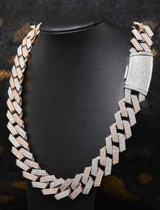 Chaîne Hip-Hop Diamantée Haute Demande, Collier Statement Iced Out, Bijoux pour Hommes et Femmes, Mode Streetwear, Disponible à la Vente - Product Image 1