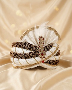 Turbante de Novio de Lujo Safa |   Pagri de Terciopelo Premium para Boda con Kundan Kalgi |   Tocados Étnicos Tradicionales Indios para Hombres y para la Ceremonia Baraat - Product Image 2