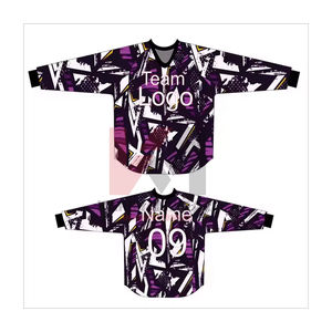 Camiseta Táctica de Paintball de Marca Privada, Corte Atlético Ajustado con Puños con Orificios para los Pulgares para una Colocación Segura de las Mangas - Product Image 1