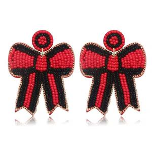 Boucles d'oreilles pendantes originales HEART pour femme, style bohème, avec perles de rocaille, papillons et fleurs, idéales pour les fêtes, cadeaux, en perles de rocaille - Product Image 5