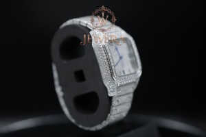 Montre de luxe en acier inoxydable et moissanite, directement de l'usine, idéale pour les cadeaux de fiançailles, les cadeaux d'entreprise et les passionnés de mode - Product Image 3
