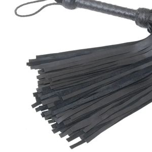 <b>Leather</b> <b>Flogger</b> Whip With Wide Falls And Chain Attachment For Intense Sensation - Product Image 6
