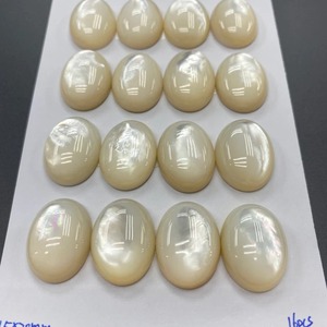 Perles de nacre blanches naturelles ovales 18x25mm de qualité AAA, perles en vrac pour la fabrication de bijoux, emballage en vrac, origine Rajasthan, Mehrajuddin Gems - Product Image 3
