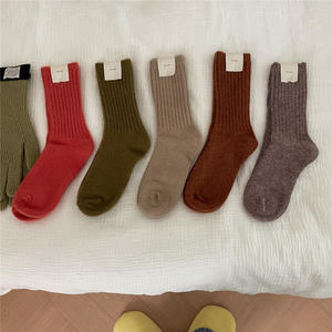 Calcetines Deportivos Ecológicos para Hombre de Alta Calidad, Colores Personalizados, Estilo Retro Holgado con Spandex Estándar para Verano - Product Image 5