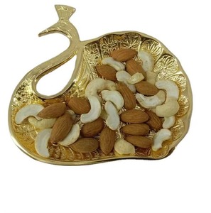 ชามทองเหลืองลายขนนกยูง ผลิตโดยตรงจากโรงงาน  งานฝีมือสวยงามจาก S AND SONS INTERNATIONAL - Product Image 1