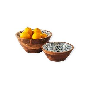 Ensemble de bols à fruits en bois faits à la main avec motif émaillé bleu détaillé pour l'harmonie de la cuisine et de la table à manger - Product Image 1