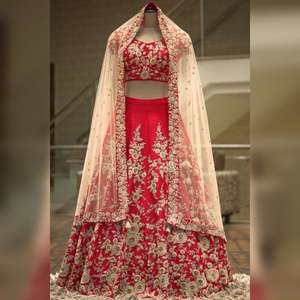 <b>Silk</b> Lehenga Choli for Parties and Weddings Fancy Border Work Elegant Wedding Apparel <b>Red</b> One-Size NF - Product Image 1