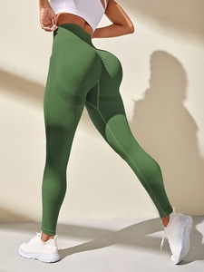 Leggings de sport sans couture effet délavé chic |   Leggings de course pour femmes avec effet ventre plat |   Vêtements de sport respirants en polyester et élasthanne - Product Image 4