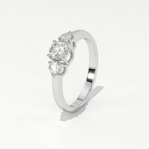 Bague de fiançailles vintage à trois pierres en or 14 carats avec diamant de laboratoire Aarinya, certifié IGI VS1, taille brillant rond - Product Image 6