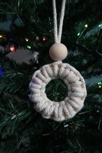 Anillo para Servilletas con Temática Navideña para Decoración de Mesa Festiva y Estilismo de Mesa Navideño, Venta al por Mayor desde India - Product Image 3