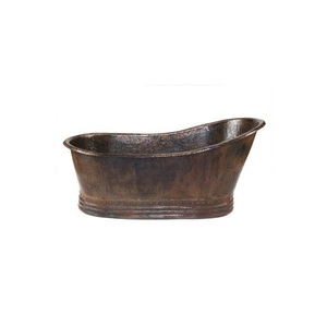 Baignoire ovale autoportante en cuivre martelé, élégante, de style antique, de luxe, vintage, avec dossier haut et bord incurvé. - Product Image 2