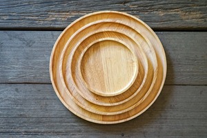 Platos de madera para servir, para el hogar, la cocina y la comedor, platos de madera hechos a mano con acabado liso y pulido - Product Image 5