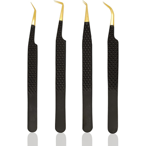 AESCO INSTRUMENTS Magnifique ensemble de 4 pinces à épiler anti-magnétiques à pointe fine en acier inoxydable doré avec revêtement en papier noir - Product Image 1