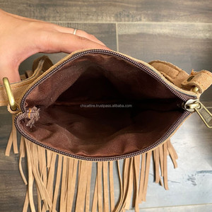 Bolso cruzado de cuero de ante hecho a mano, bolso de mujer de cuero de vaca con flecos bohemios, bolsos de Festival Hippie de cuero genuino ecológicos - Product Image 6
