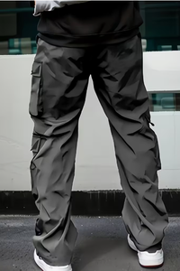 Hardihood International Pantalon cargo capri gris foncé pour homme, taille élastique, fermeture à cordon, plusieurs poches, style décontracté - Product Image 4