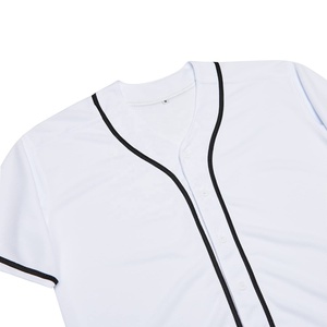 Pantalones cortos de béisbol con logotipos de equipo personalizados, bordados, 100% poliéster, blancos, de Pakistán. - Product Image 2