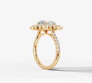 Anillo de Compromiso de Lujo con Moissanita Corte Pera de 8x12mm, Plata de Ley 925, Bañado en Oro Amarillo, Engaste de Garras, Diseño de Lágrima - Product Image 3