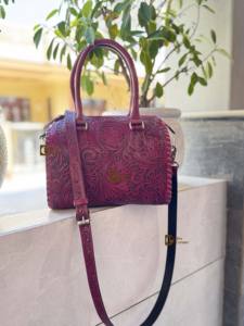 Bolso de Mano de Cuero Tallado a Mano, Estilo Bohemio, Color Rosa, Multiusos, Hecho a Mano, Estilo Occidental - Product Image 5