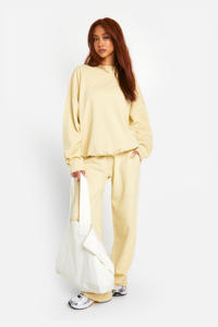 Nouvel ensemble de sport taille haute effet galbe fessier, soutien-gorge à col en V et short, pour yoga, uni, léger, respirant, extensible dans les quatre sens, 2 pièces, devant - Product Image 3